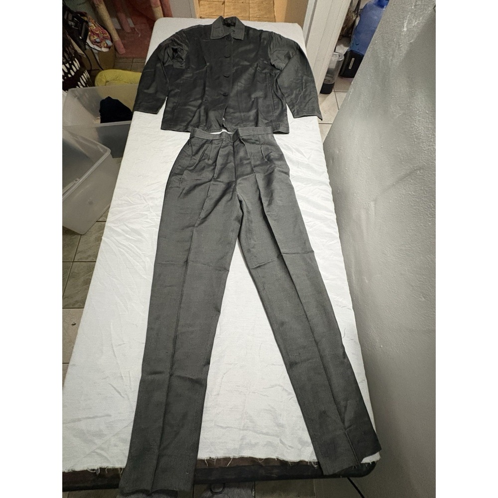 Vintage Finity Naturals Gray Pant Suit Set Blouse & Pleated Trousers Size 6